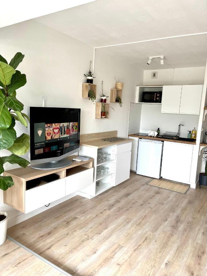 Apartment Le Sud Et Piscine