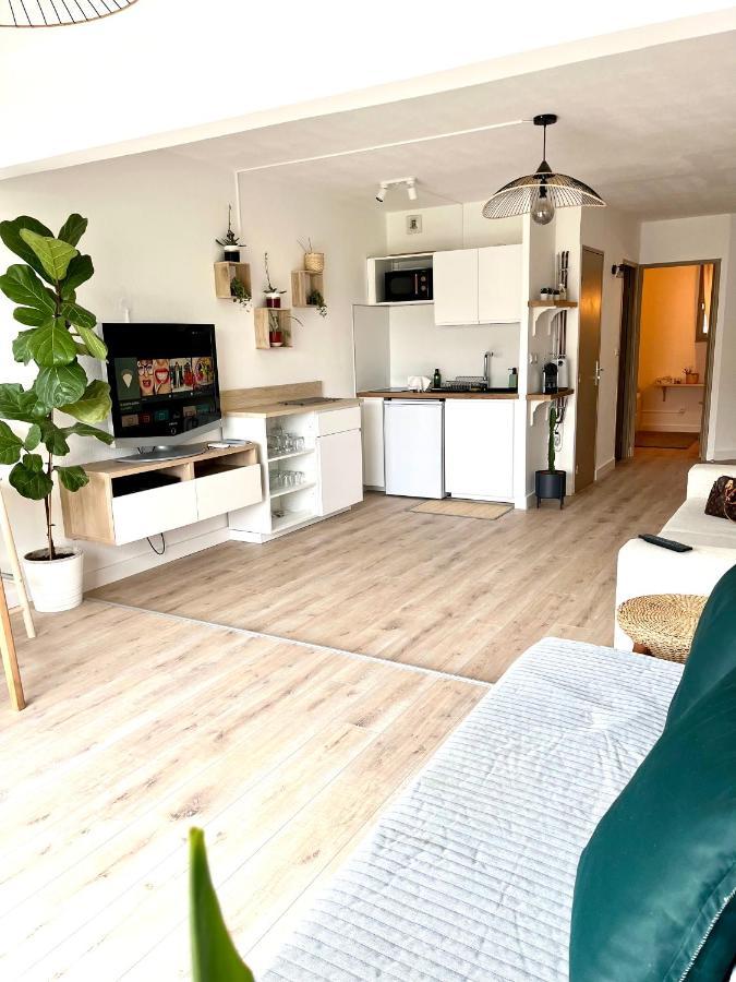 Apartment Le Sud Et Piscine Gassin